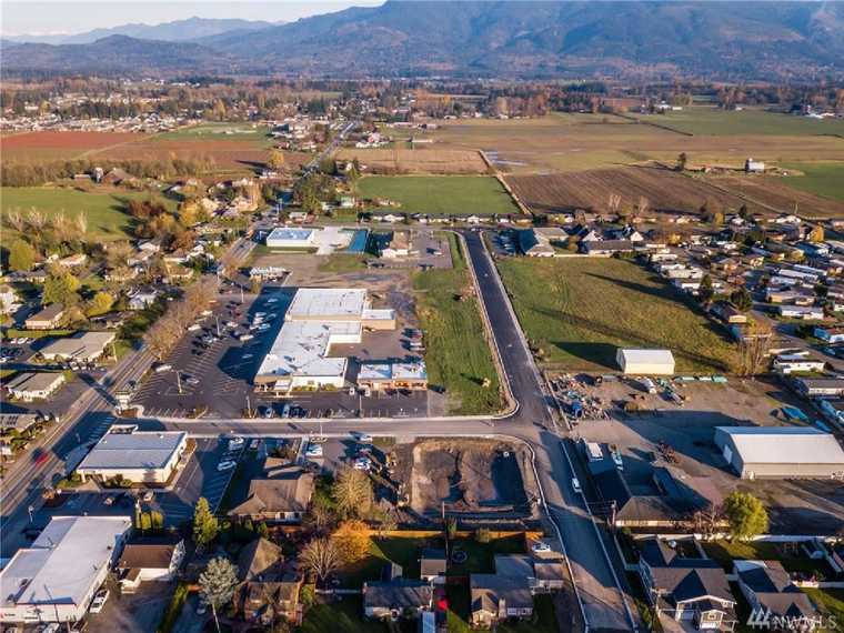 Lincoln Street / Kirsch Drive header image